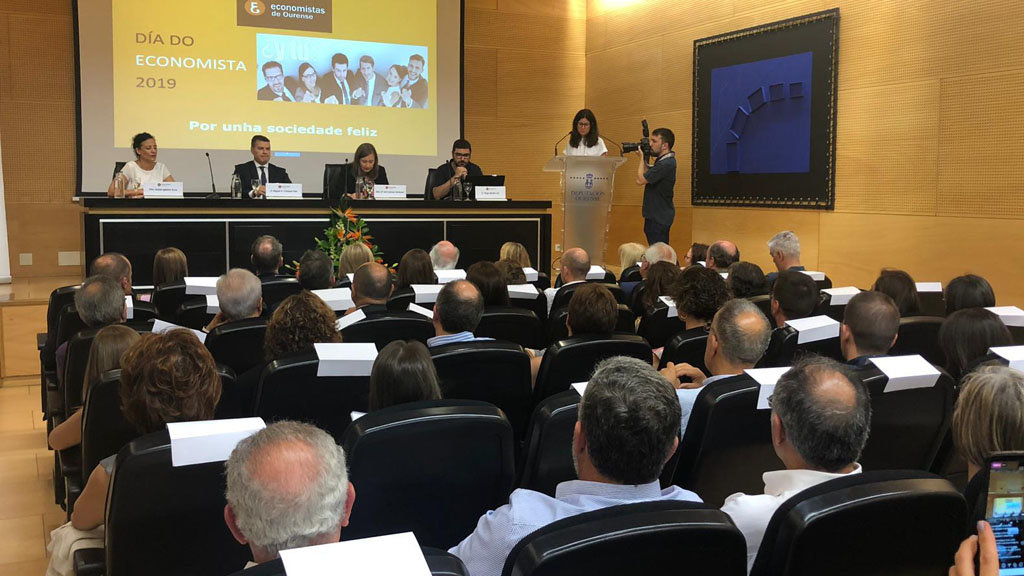 El Colegio De Economistas De Ourense Da La Bienvenida A Los Nuevos