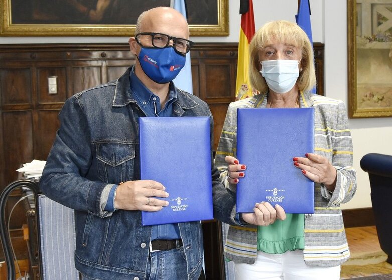 Manuel Baltar, presidente de la Diputación de Ourense, y Marisol Novoa, presidenta de la Confederación Empresarial de Ourense, renovaron el convenio de ExportOu.