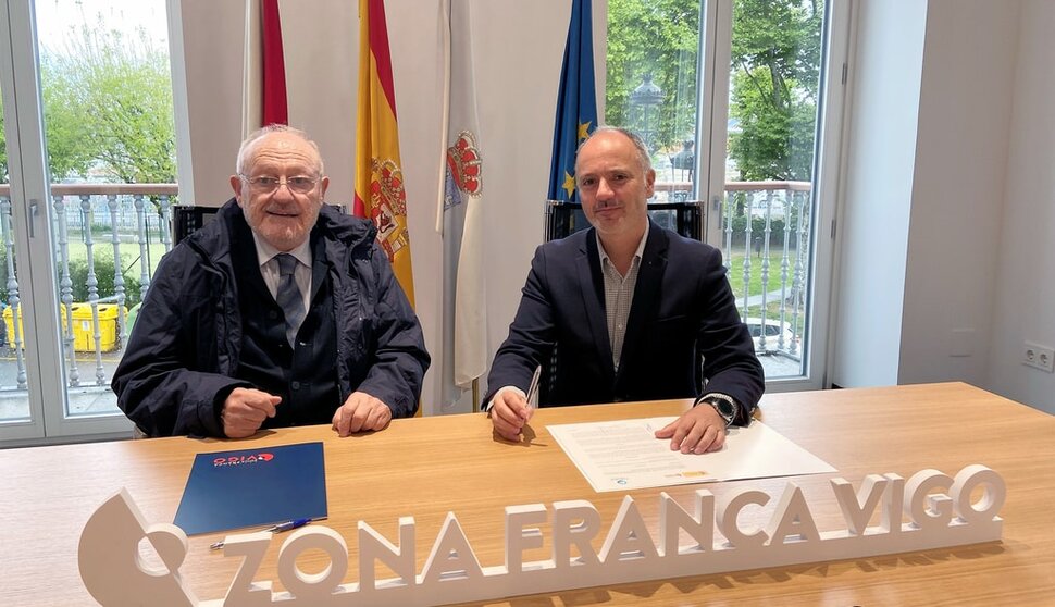 Manuel Rodríguez, presidente del Círculo de Empresarios de Galicia, y David Regades, delegado de la Zona Franca de Vigo.