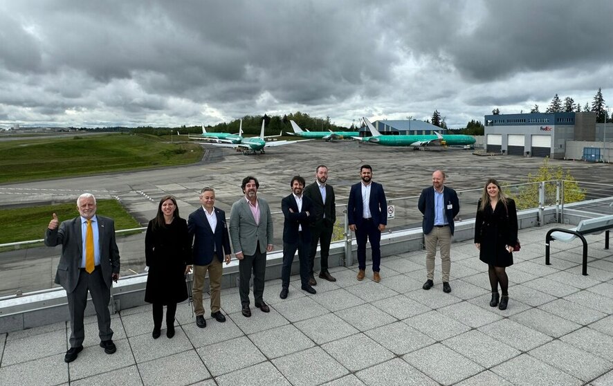 Miembros del CAG, Gain y la Civil UAV's Initiative, en las instalaciones de Boeing en Seattle.