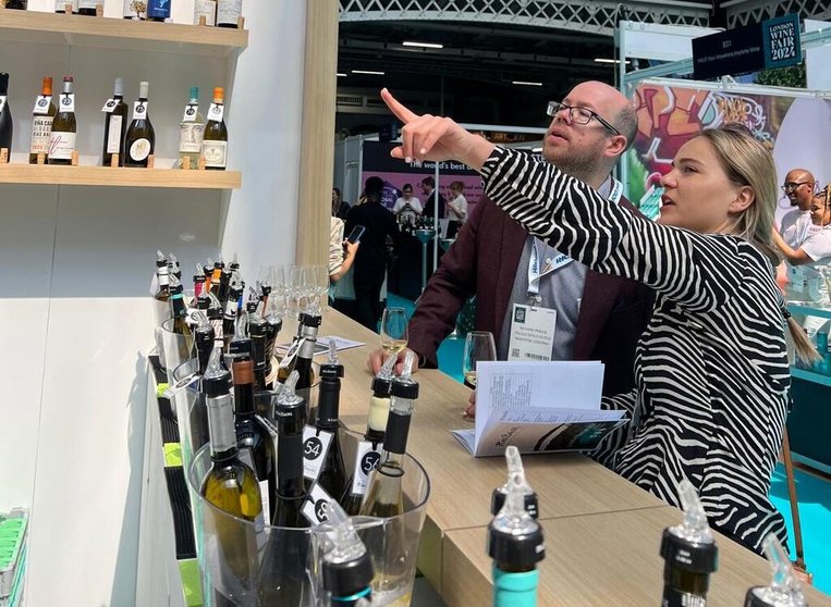 Vinos de más de 77 marcas estuvieron presentes en la London Wine Fair 2024.
